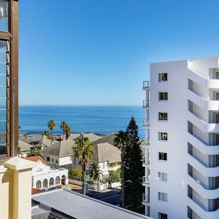 Backup-Powered Bantry Bay View 2 Bed Apartment Cape Town Exterior photo