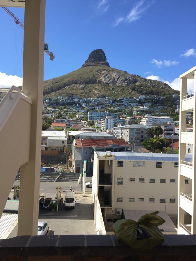 Backup-Powered Bantry Bay View 2 Bed Apartment Cape Town Exterior photo