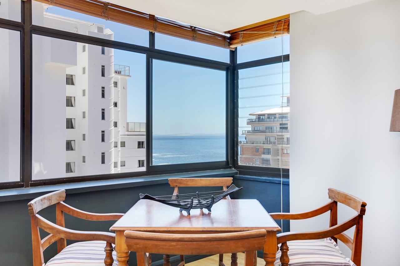 Backup-Powered Bantry Bay View 2 Bed Apartment Cape Town Exterior photo