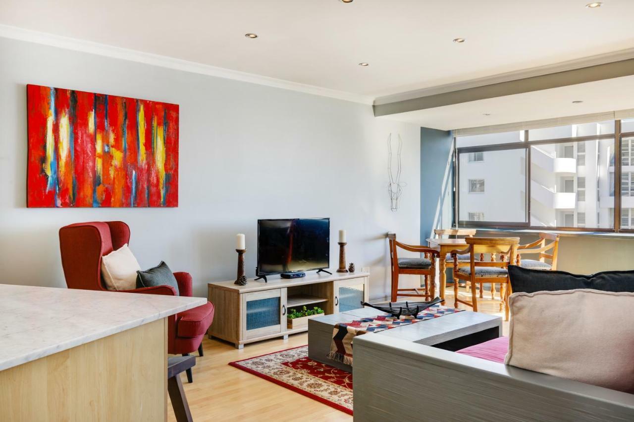 Backup-Powered Bantry Bay View 2 Bed Apartment Cape Town Exterior photo
